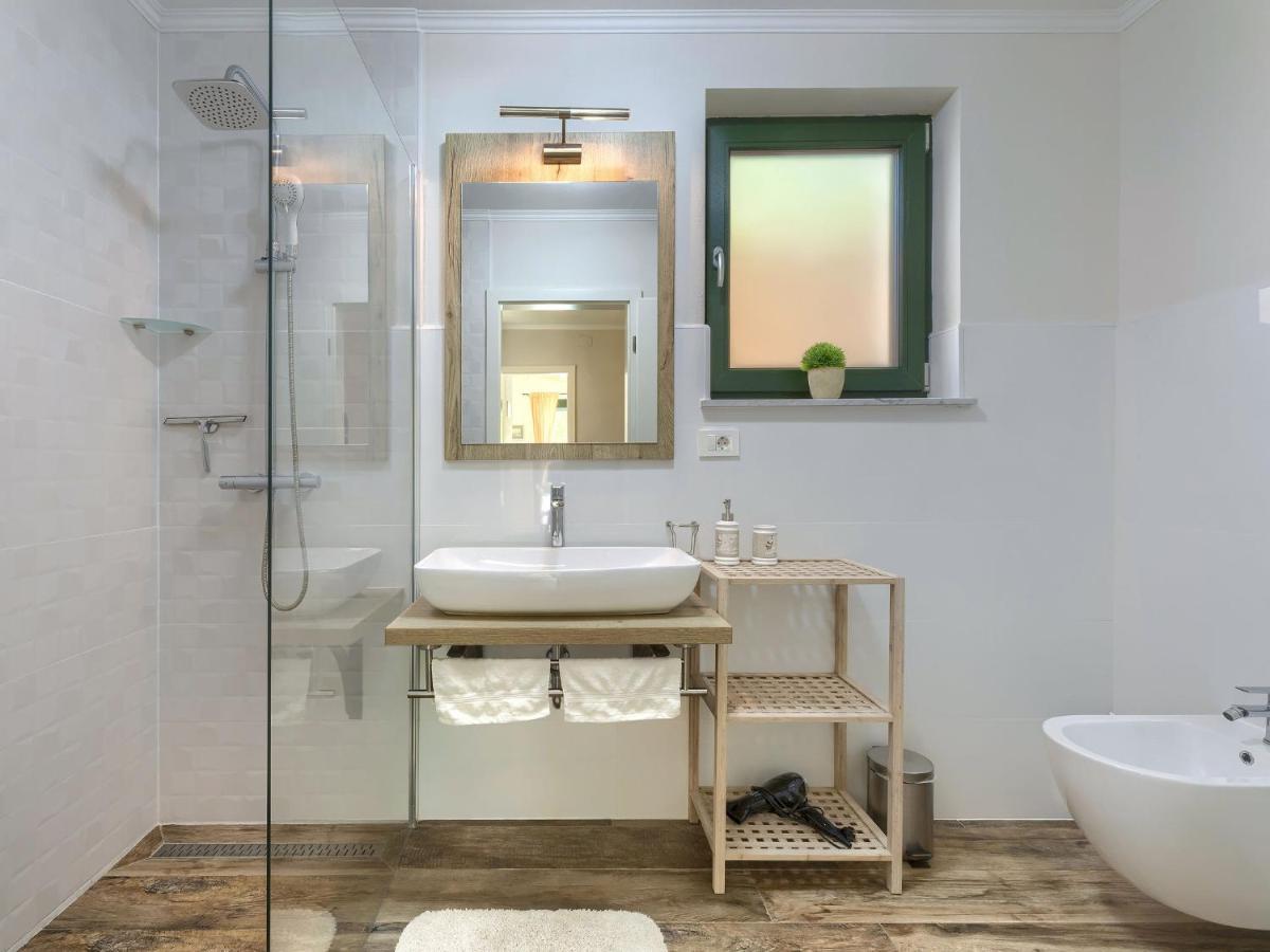 Holiday Home Villa Bernard By Interhome โรวีน ภายนอก รูปภาพ