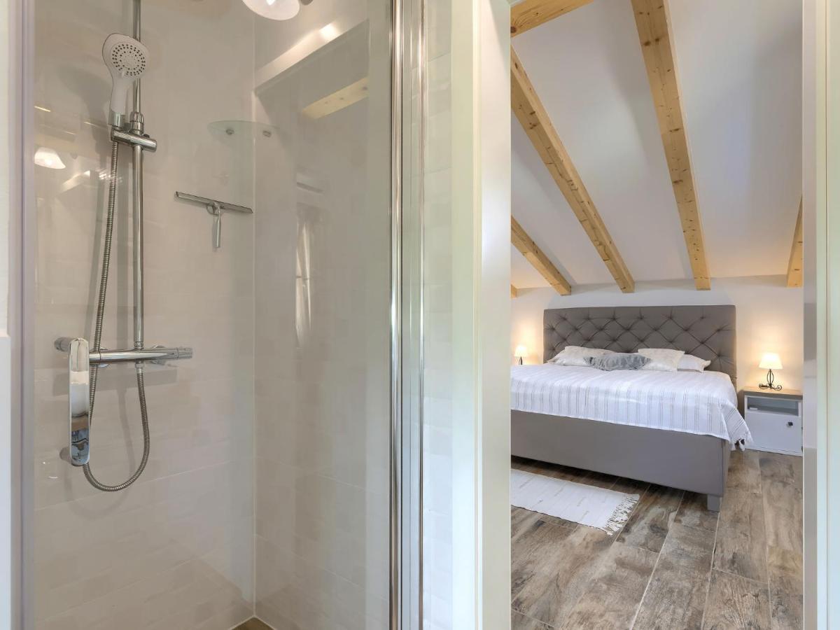 Holiday Home Villa Bernard By Interhome โรวีน ภายนอก รูปภาพ