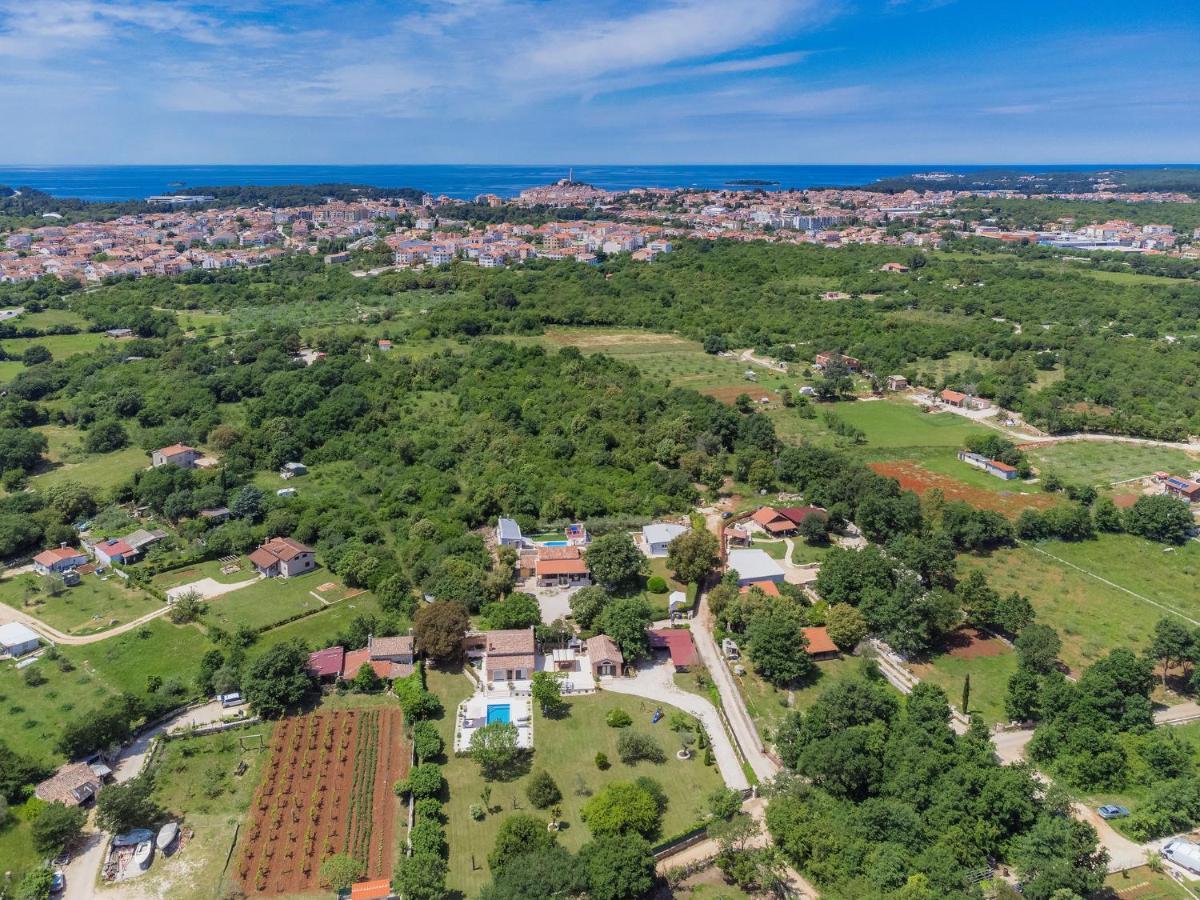 Holiday Home Villa Bernard By Interhome โรวีน ภายนอก รูปภาพ