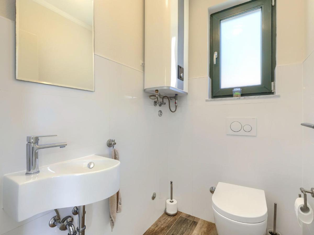 Holiday Home Villa Bernard By Interhome โรวีน ภายนอก รูปภาพ